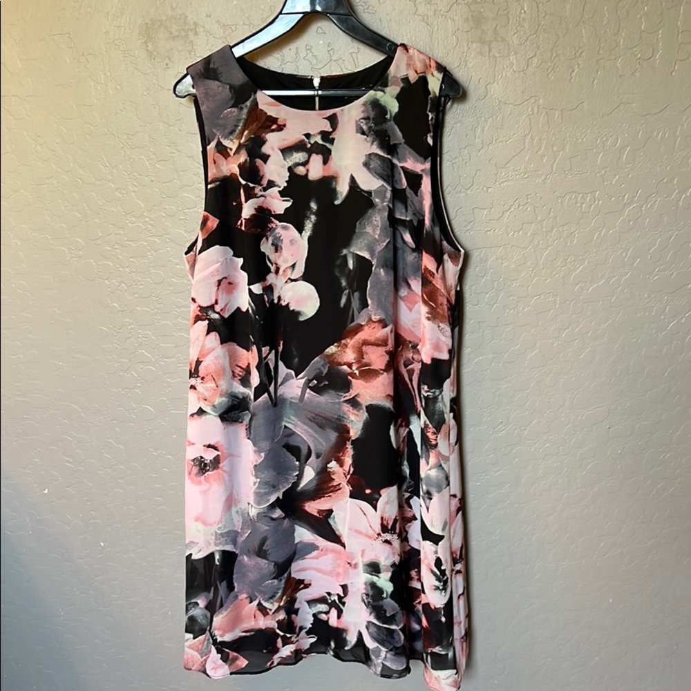 Floral Sleeveless Dress - Pink and Black
